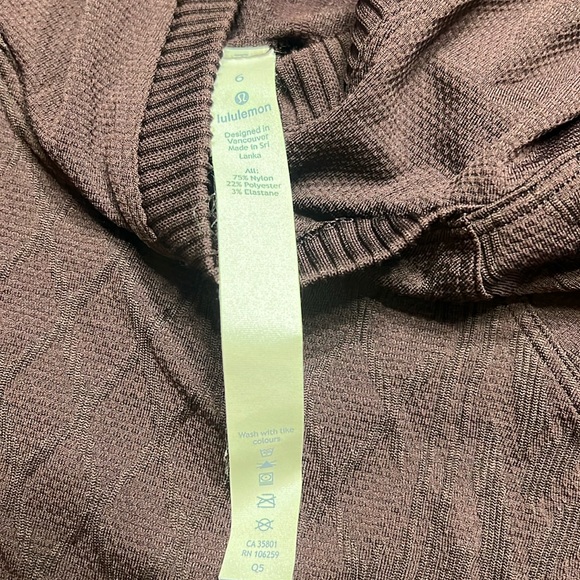 Lululemon NWOT REST LESS HOODED LONG Sleeve size 6 - Picture 6 of 12